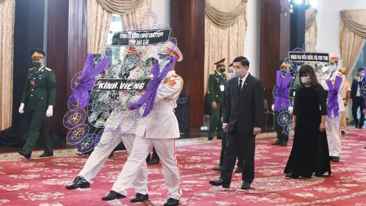 Tình cảm từ những miền quê tiễn biệt đồng chí Lê Khả Phiêu ảnh 3