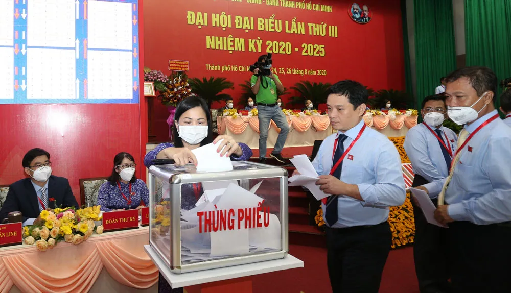 Đảng bộ Khối Dân – Chính – Đảng đóng góp quan trọng thực hiện thắng lợi nhiệm vụ chính trị của Đảng bộ TPHCM ảnh 13