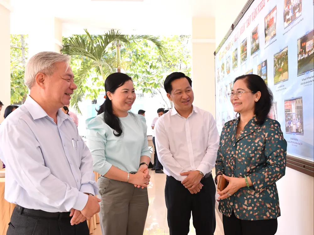 Lắng nghe dân khi xây dựng Nhà Bè thành quận ảnh 1