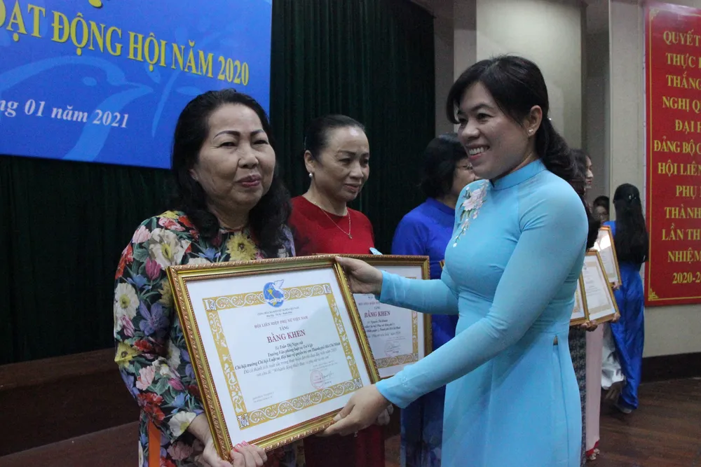 Hội Liên hiệp Phụ nữ các cấp hỗ trợ hội viên phục hồi kinh tế ảnh 2