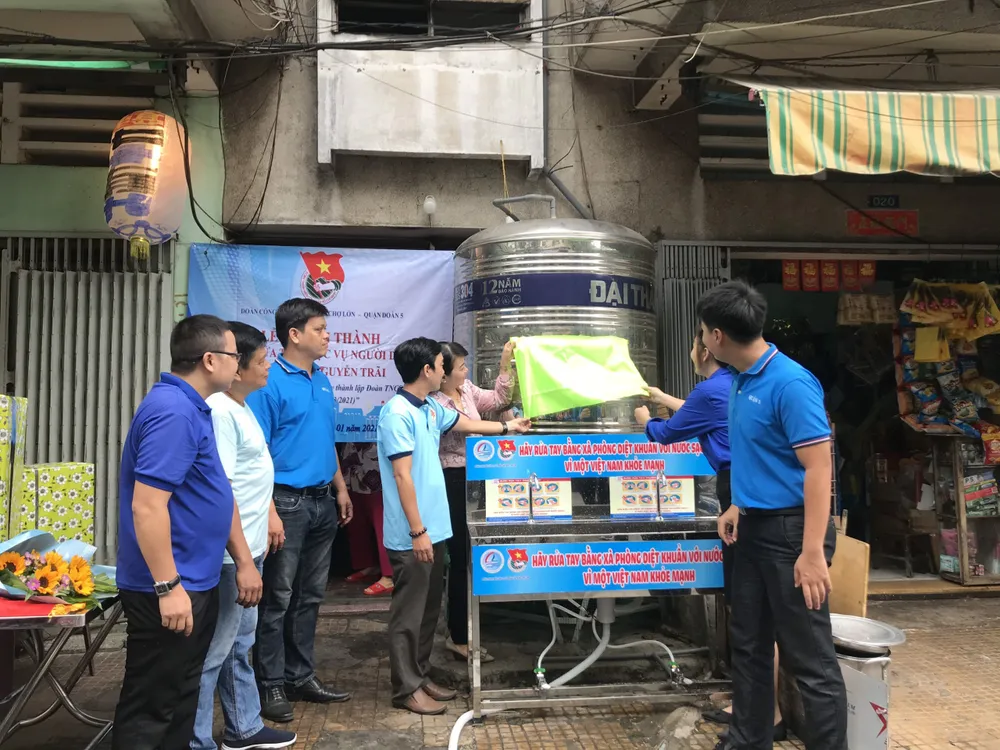 Quận 5 ra quân mừng xuân, chào mừng Đại hội XIII của Đảng ảnh 5