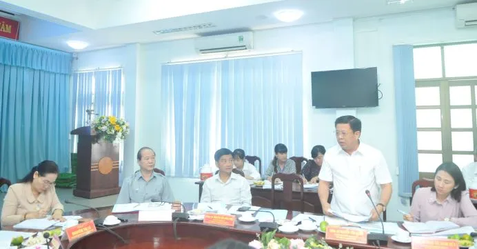 Lấy tín nhiệm của cử tri đối với người ứng cử ĐBQH, HĐND trước ngày 13-4 ảnh 1