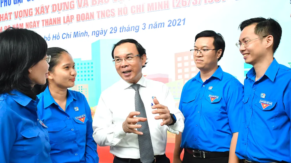 Đồng chí Nguyễn Văn Nên chia sẻ đầy xúc động, truyền cảm hứng cho thanh niên TPHCM ảnh 3