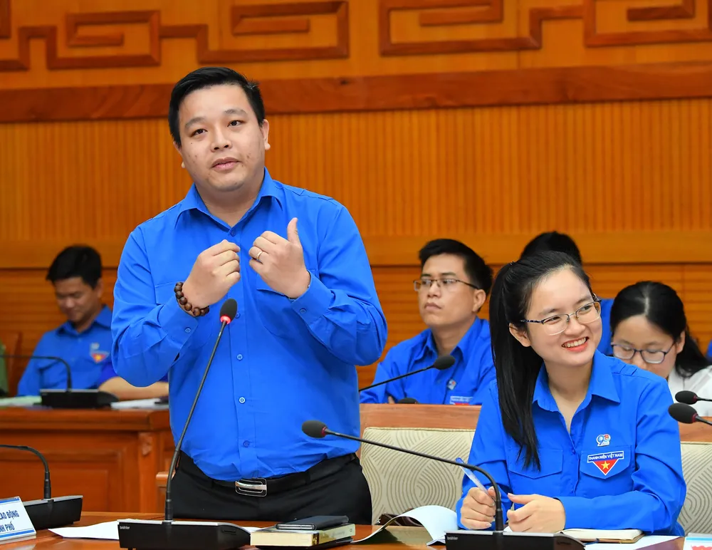 Thanh niên có còn “hừng hực lửa” như thế hệ cha anh? ảnh 4