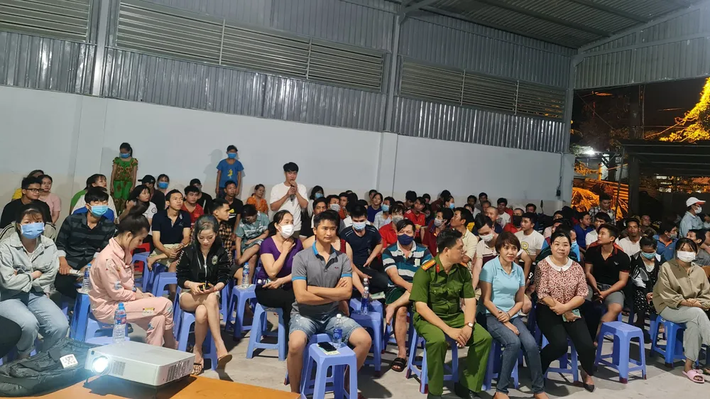 Diễn tiểu phẩm tuyên truyền bầu cử ở khu dân cư ảnh 2