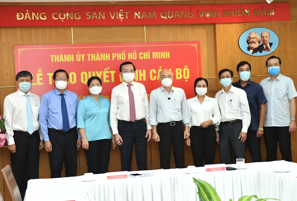 Đồng chí Lê Hồng Sơn làm Phó trưởng Ban Tuyên giáo Thành ủy TPHCM ảnh 3