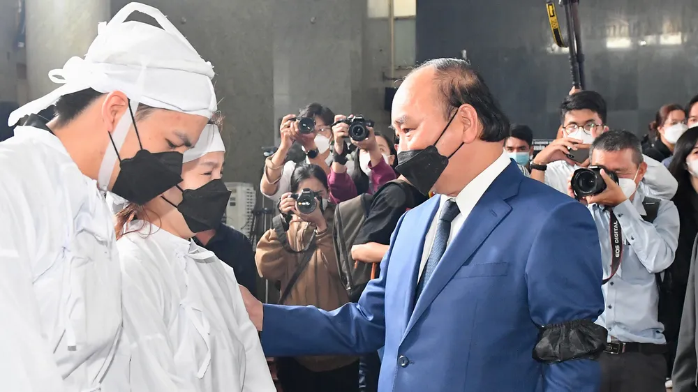 Lễ viếng Phó Chủ tịch Thường trực UBND TPHCM Lê Hòa Bình ảnh 8