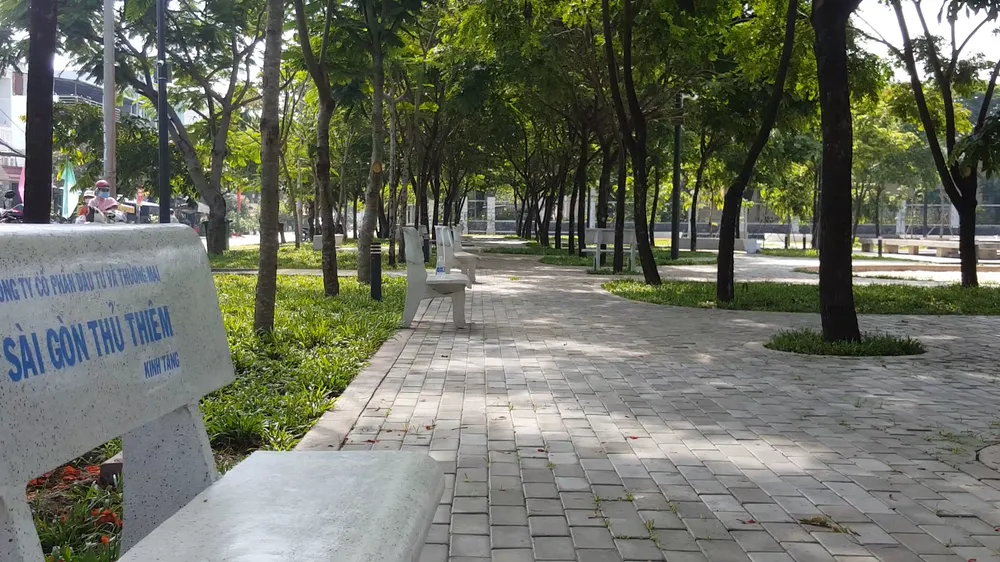 Từ bãi đất trống, huyện Nhà Bè vừa có thêm công viên 10.500m2 ảnh 2