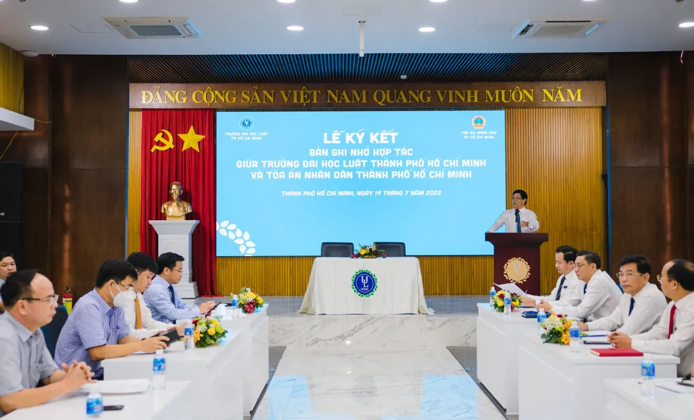 Trường Đại học Luật TPHCM và Tòa án nhân dân TPHCM hợp tác tổ chức hội thảo về án lệ ảnh 2