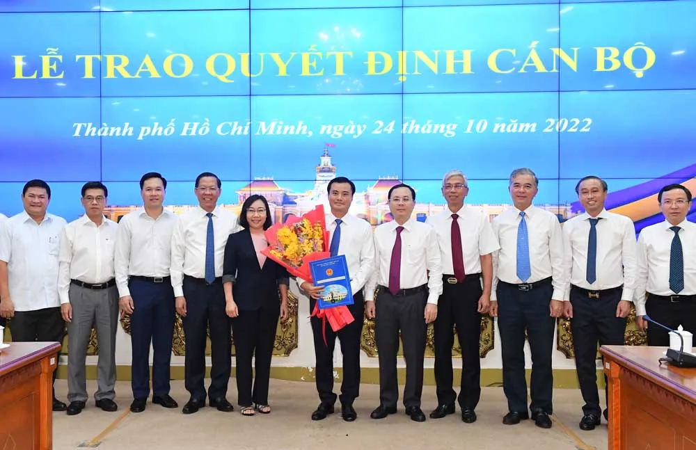 Phê chuẩn kết quả bầu Phó Chủ tịch UBND TPHCM đối với đồng chí Bùi Xuân Cường ảnh 3