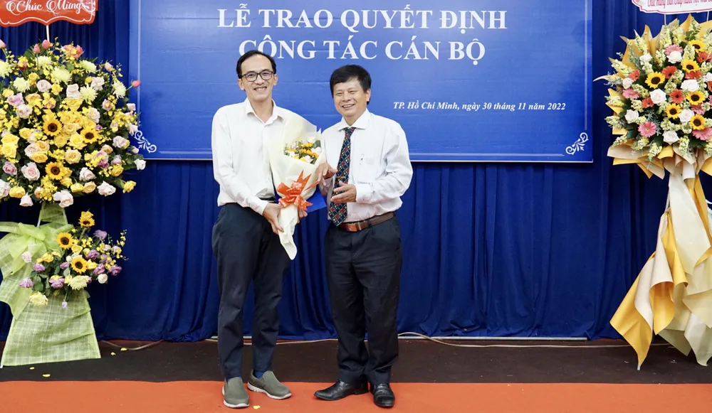 Nhà báo Nguyễn Tấn Phong làm Chủ tịch Hội Nhà báo TPHCM ảnh 4