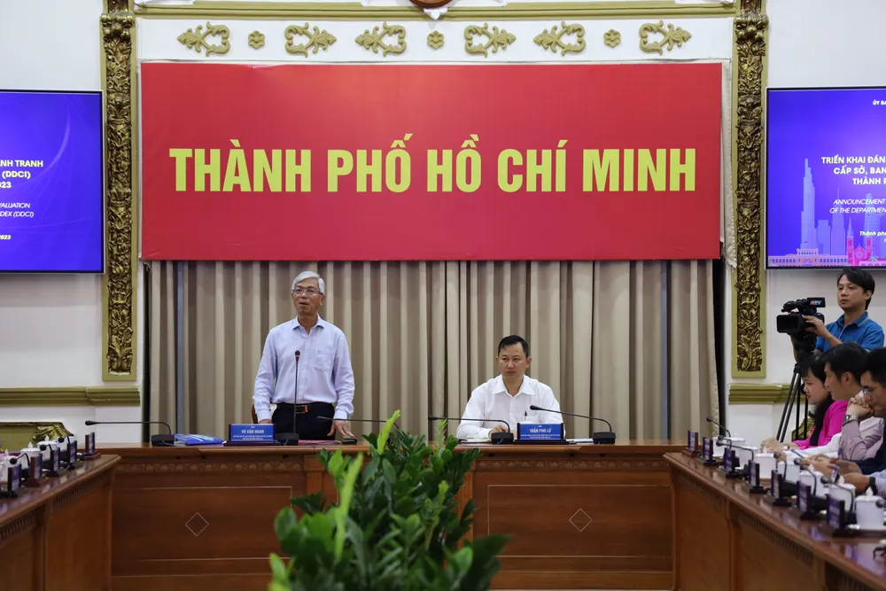 Phó Chủ tịch UBND TPHCM Võ Văn Hoan phát biểu