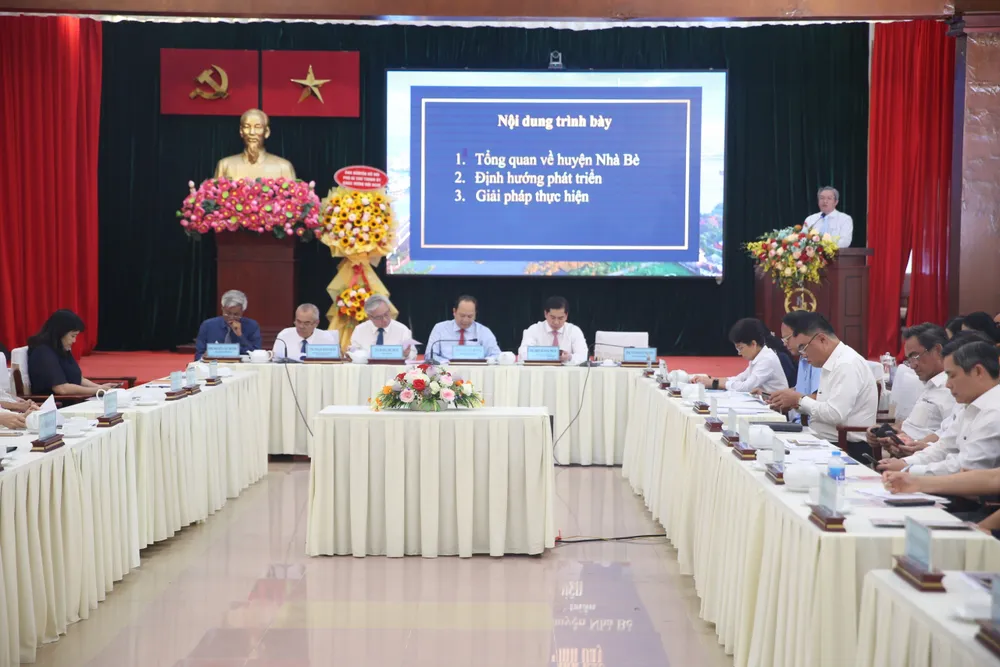 Hội nghị mời gọi đầu tư vào huyện Nhà Bè có sự tham gia của nhiều doanh nghiệp lớn Hội nghị mời gọi đầu tư vào huyện Nhà Bè có sự tham gia của nhiều doanh nghiệp lớn