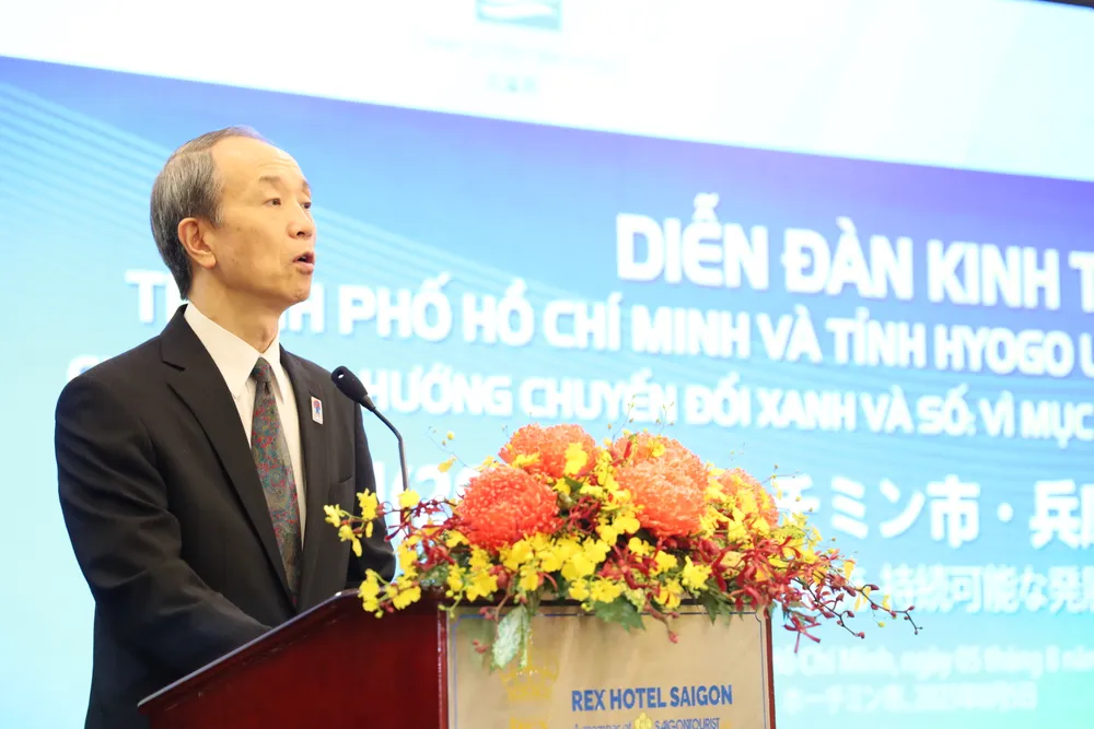 Ông Ono Masuo, Tổng Lãnh sự Nhật Bản tại TP. Hồ Chí Minh...JPG