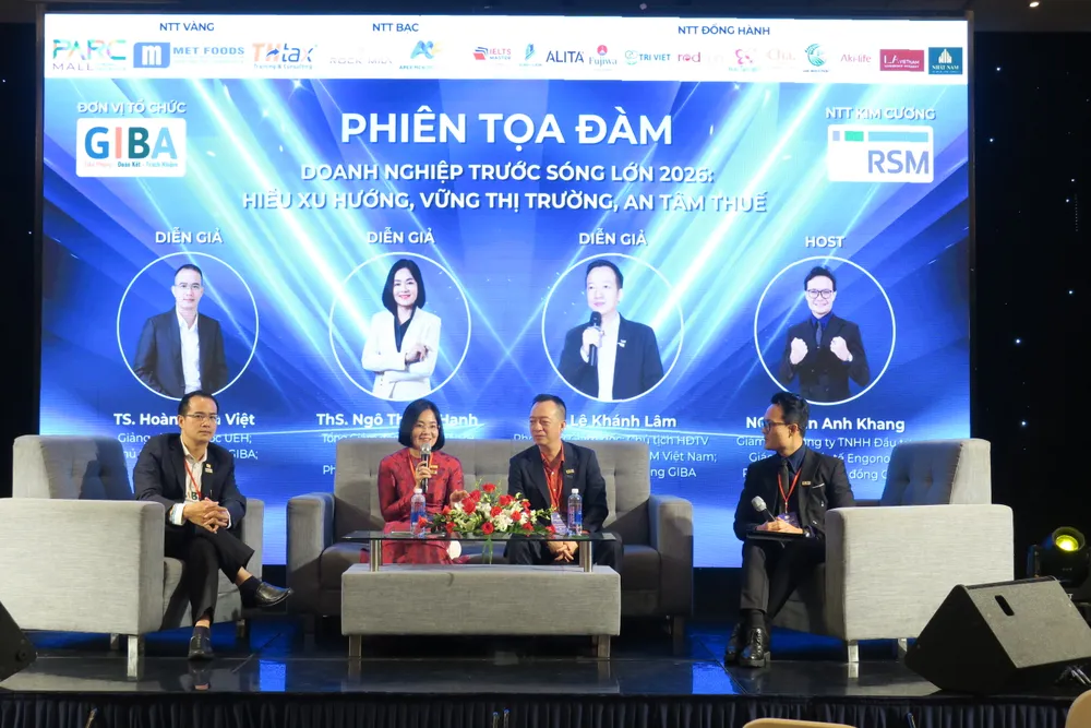 Tọa đàm.JPG