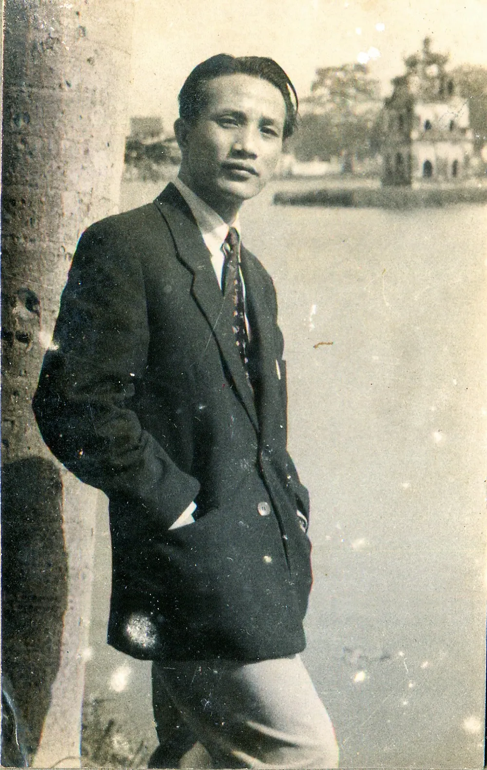 Hà Nội xưa qua tác phẩm của Lê Văn Xương ảnh 7