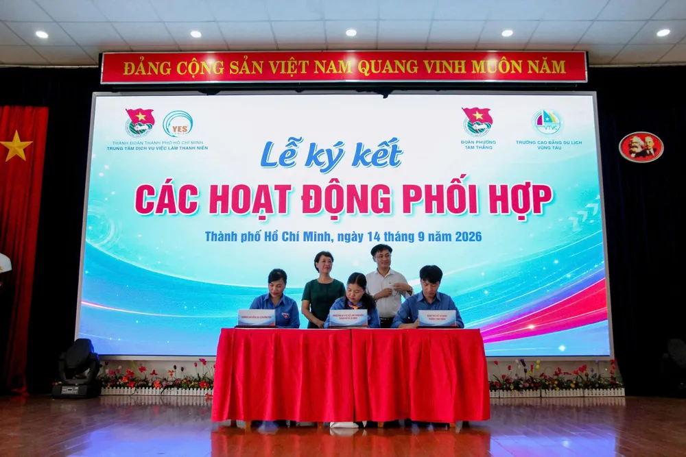 Ngay hoi viec lam 4.jpg