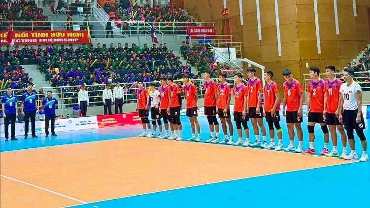 Đội tuyển bóng chuyền Quân đội Việt Nam có nhiều cầu thủ quan trọng của Đội tuyển bóng chuyền nam Việt Nam trong đội hình. Ảnh: MINH CHIẾN