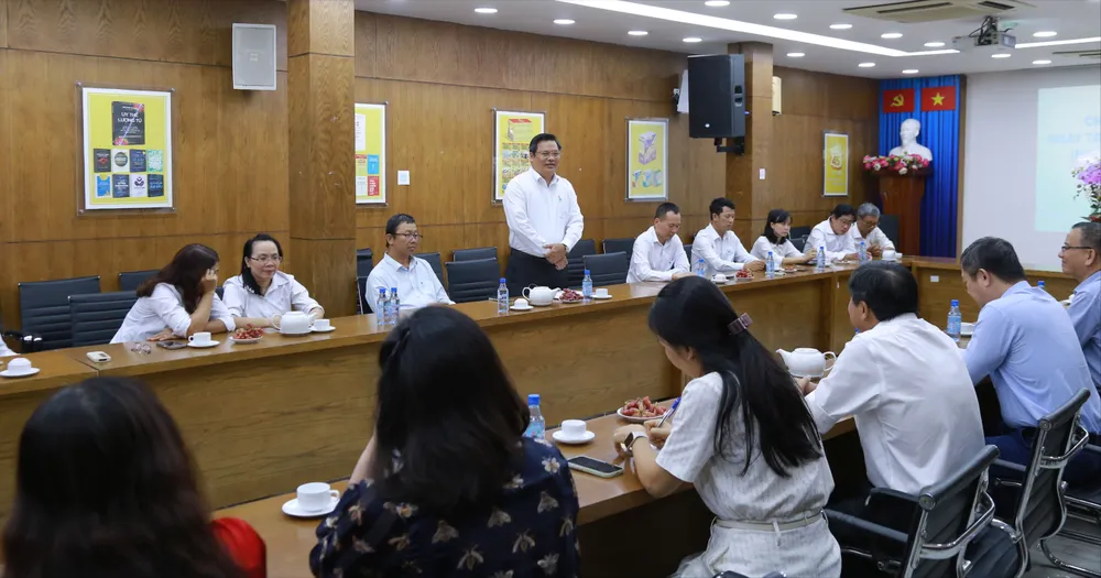 ban tuyen giao thanh uy 2