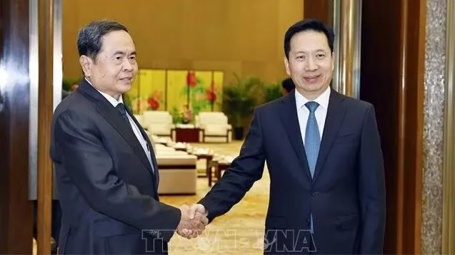 Chủ tịch Quốc hội Trần Thanh Mẫn tiếp Bí thư Tỉnh ủy, Chủ nhiệm Ủy ban Thường vụ Nhân đại tỉnh Thiểm Tây (Trung Quốc) Triệu Nhất Đức. Ảnh: TTXVN