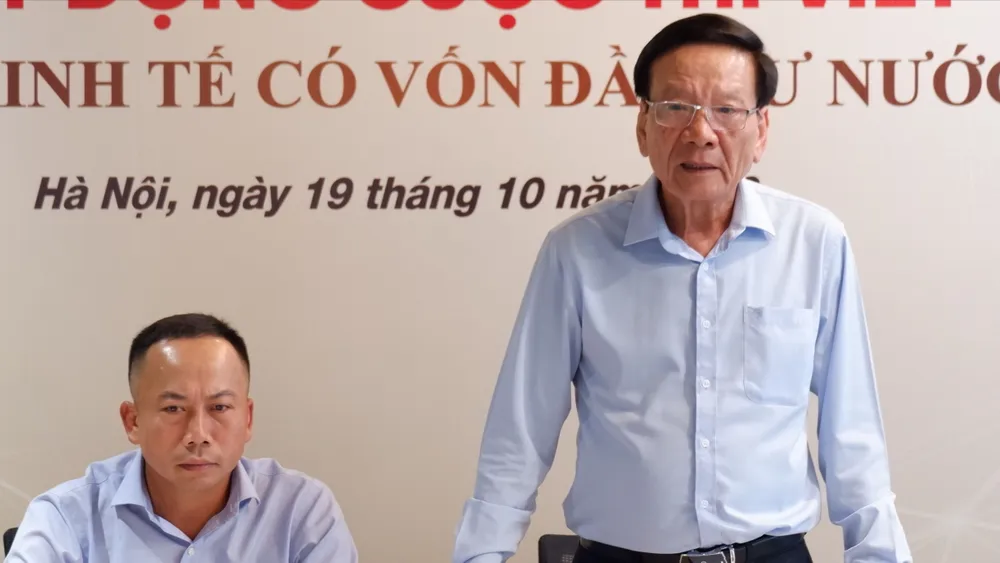 Cuộc thi viết “Phát triển kinh tế có vốn đầu tư nước ngoài” nhằm lan tỏa Nghị quyết số 10-NQ/TW. Ảnh: QUANG MINH