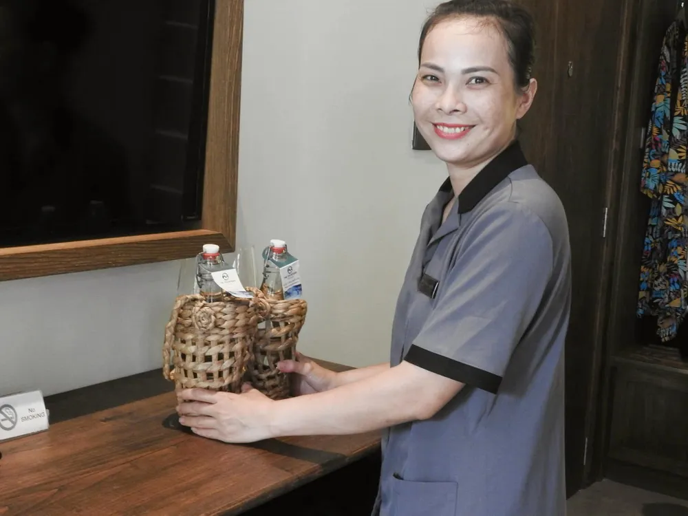 con dao - giam nhua.jpg