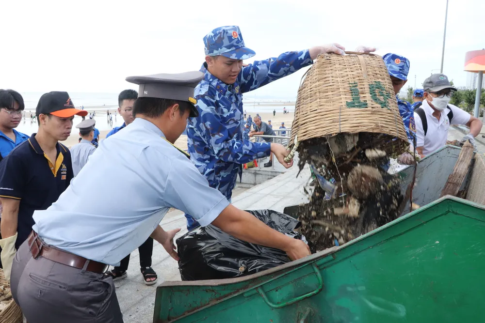 tam thang - rac dai duong 7.JPG