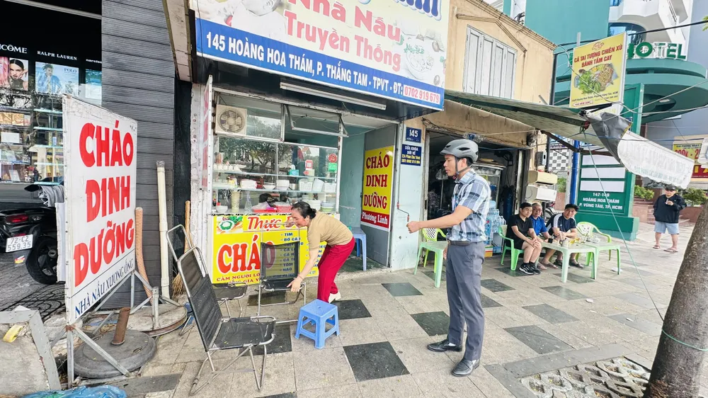 trat tu do thi 3.jpg