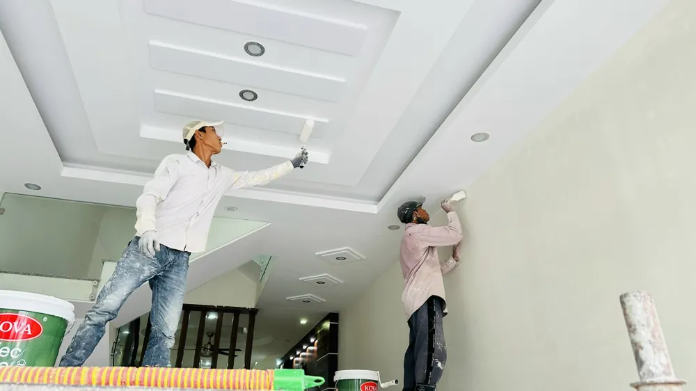 Dịch vụ vệ sinh công nghiệp chạy đua với Tết