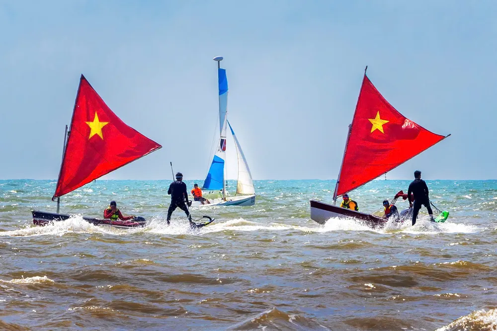 khai hoi - the thao bien 4.jpg