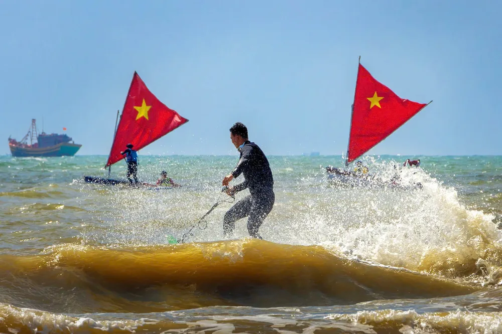 khai hoi - the thao bien 5.jpg