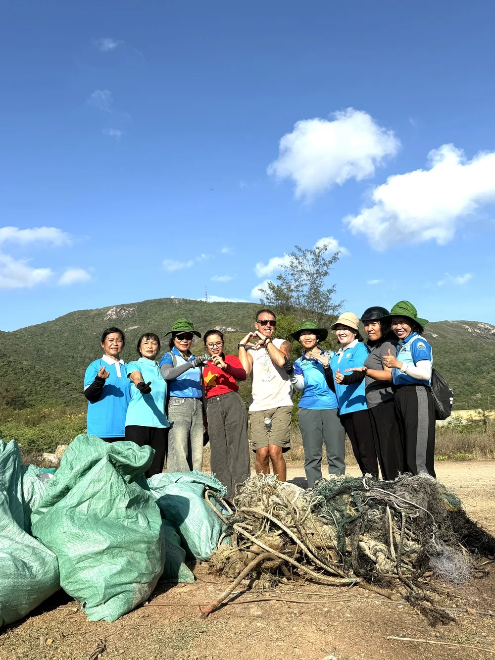 con dao - mtr 10.jpg