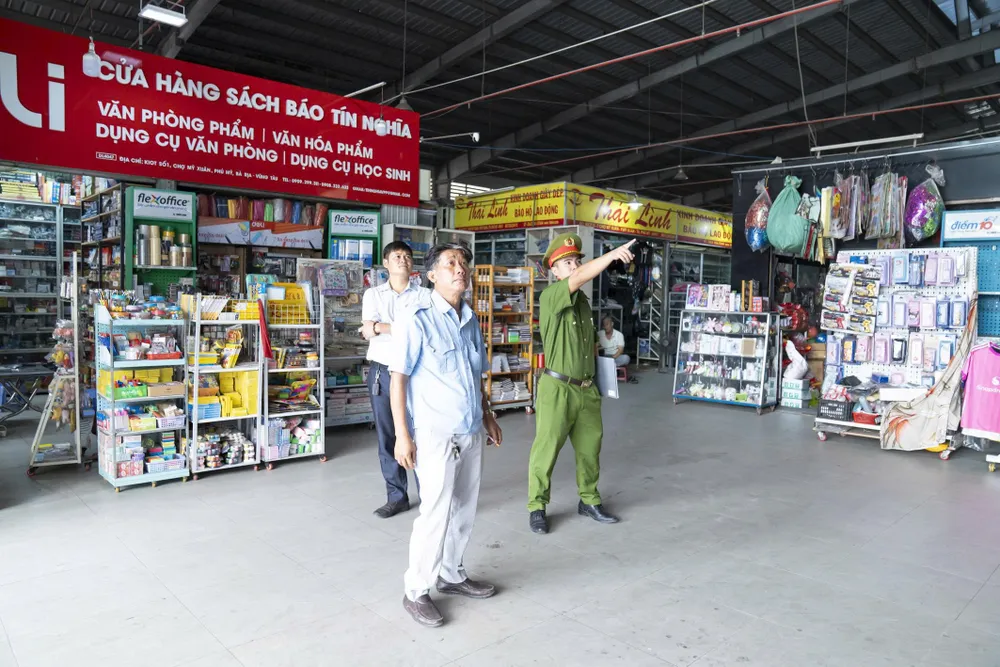 phu my - cho truyen thong 2.jpg