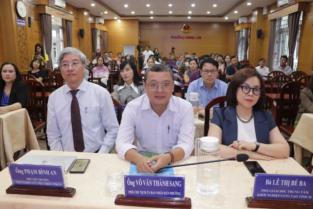 toa dam kinh doanh 1.JPG