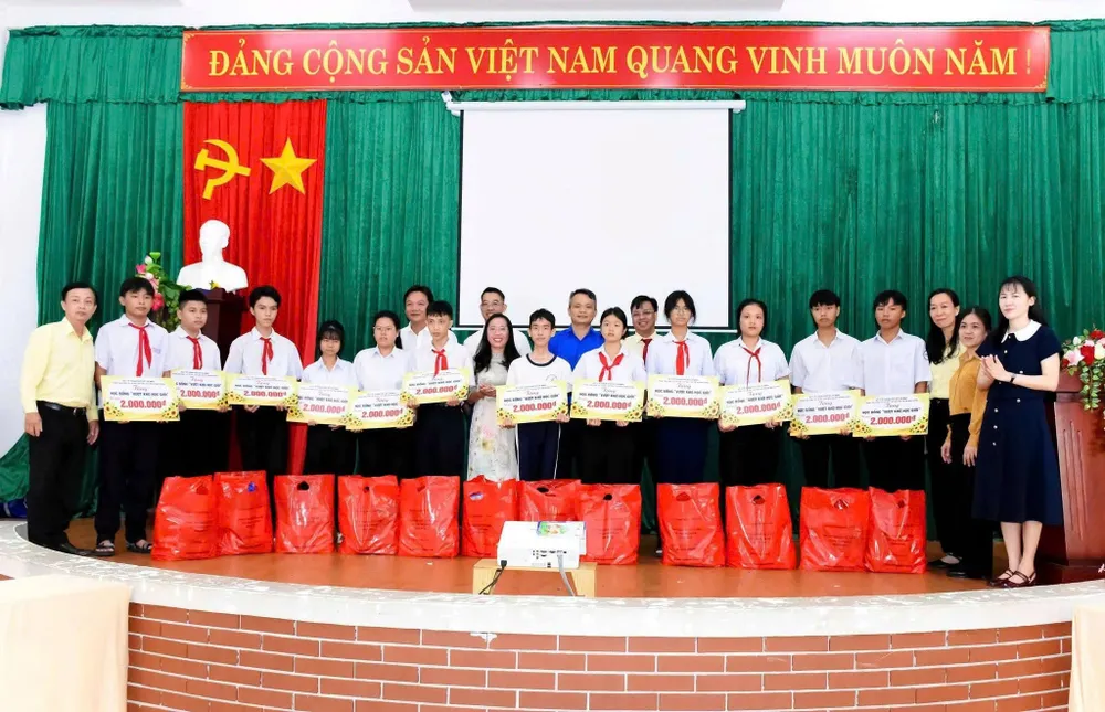 rach dua - trung thu 1.jpg