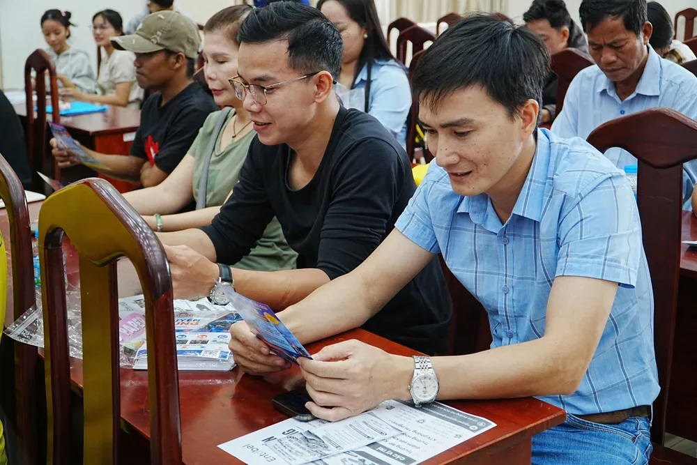 KL - ngay hoi viec lam 1.jpg