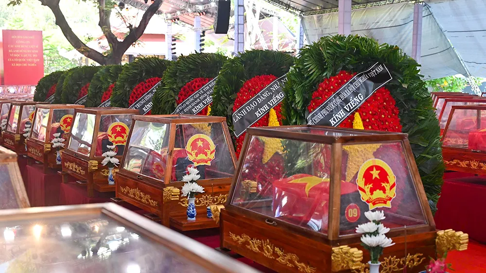 duoi-co-to-quoc-anh-ve-13.jpg