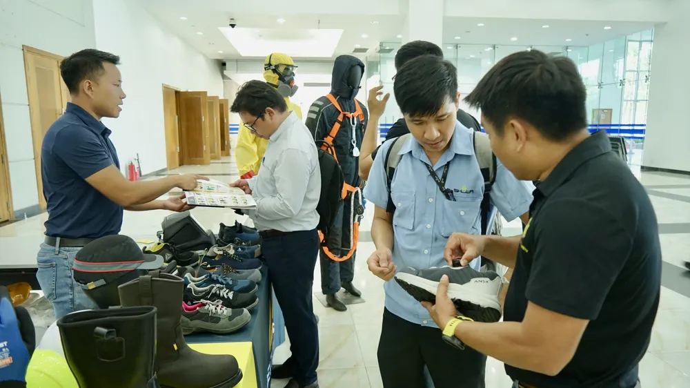 DUY09579.jpeg