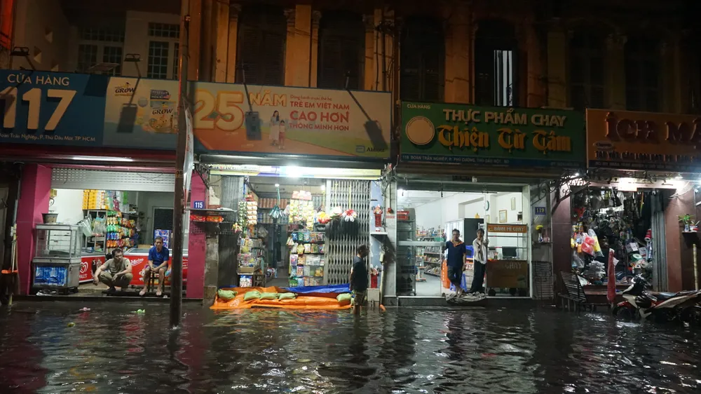 DUY04727.jpeg