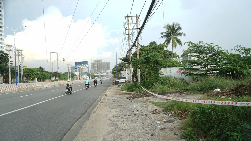 DUY04769.jpeg