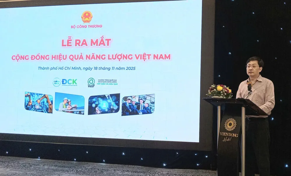 Đại diện ban tổ chức chia sẻ thông tin tại hội nghị. Ảnh: MINH HẢI