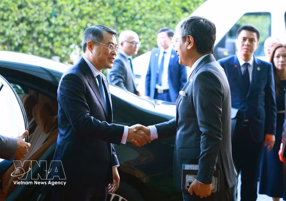 potal-thu-tuong-ket-thuc-chuyen-tham-du-hoi-nghi-thuong-dinh-brics-lan-thu-18-tai-an-do-9022486-1.jpg