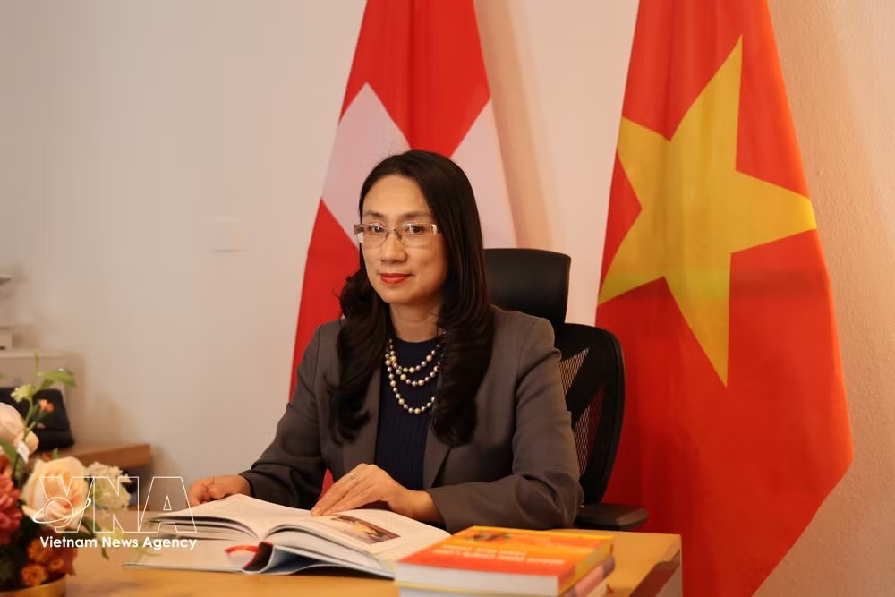 越南驻瑞士兼任驻列支敦士登特命全权大使周梅英。图自越通社