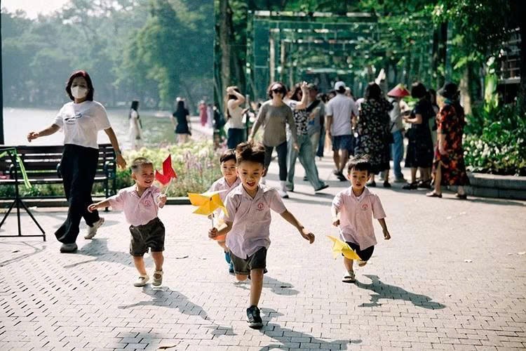 北部及全国多地天气持续晴朗，适宜户外活动。