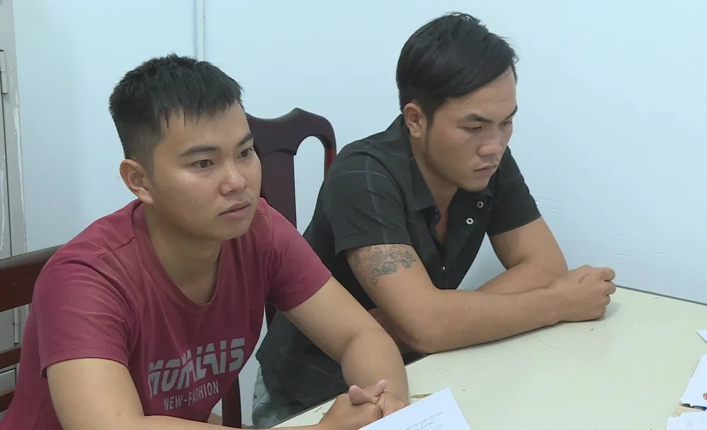 Đối tượng Dũng và Đông tại cơ quan công an