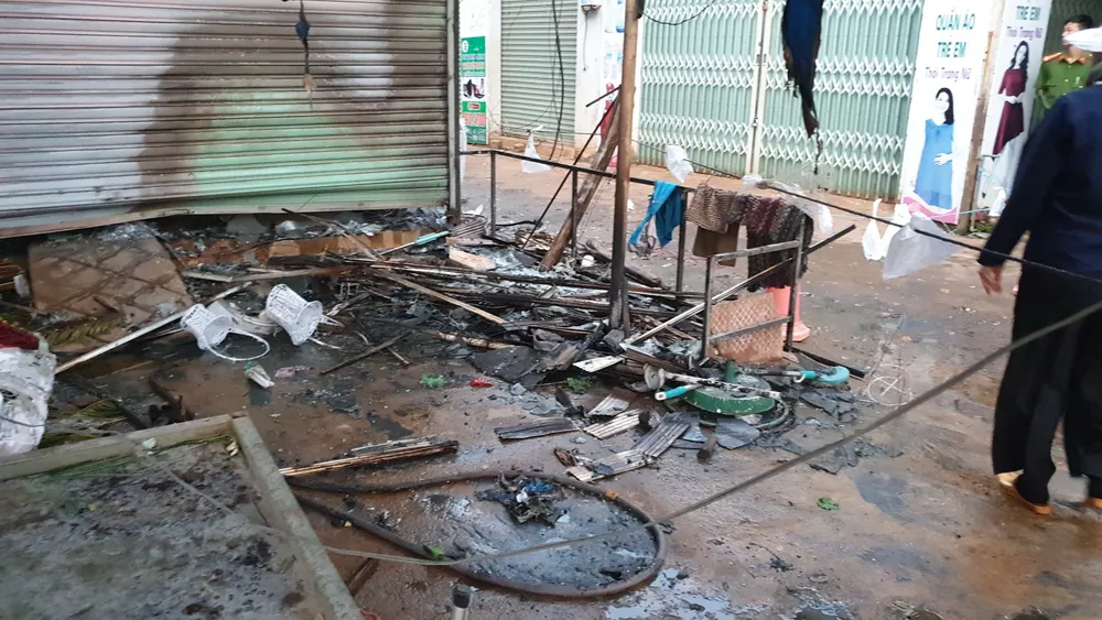 Cháy cửa hàng hoa tươi ở Đắk Lắk, 2 người chết ảnh 1