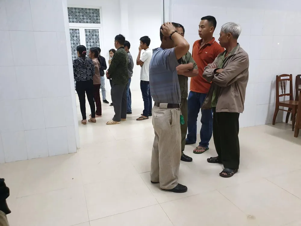 Người nhà sản phụ bức xúc phản ánh vụ việc