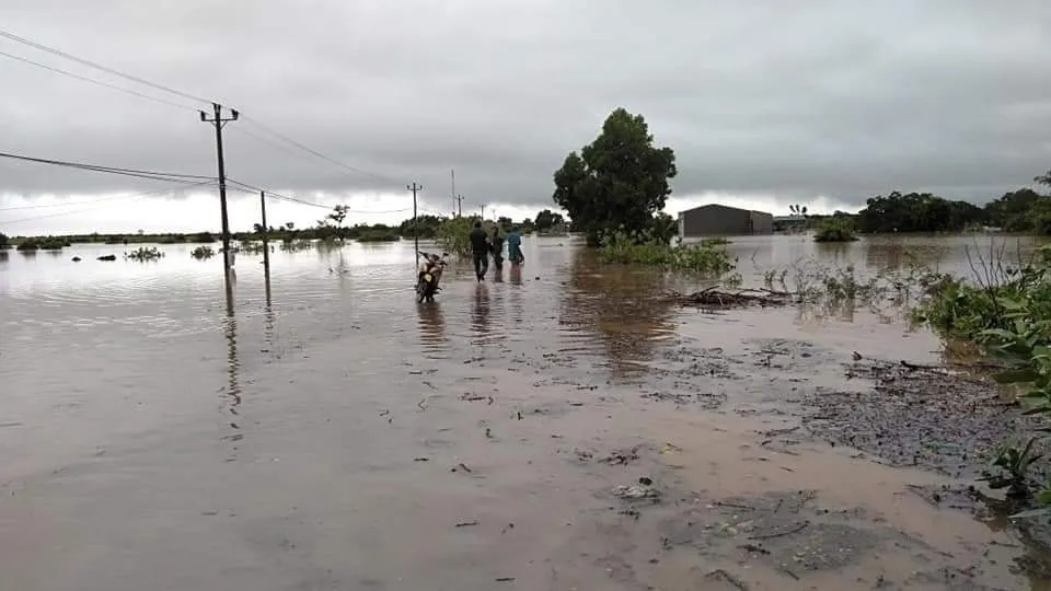Mưa lớn làm nhiều nhà của, hoa màu tại Đắk Lắk bị ngập