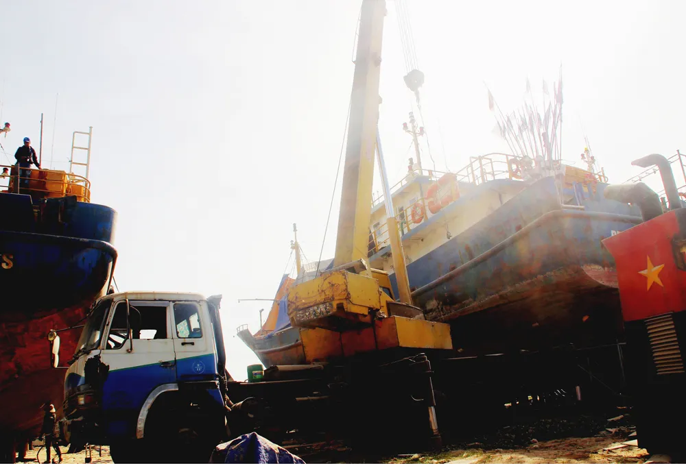 Vụ bồi thường tàu vỏ thép: Không để doanh nghiệp "phủi" trách nhiệm  ảnh 1