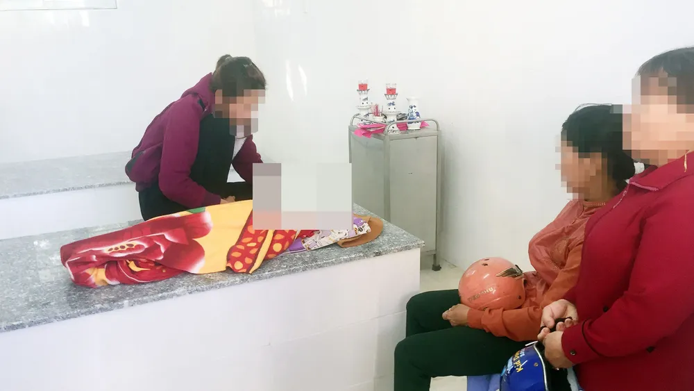 Vụ cháu bé 3 tuổi tử vong tại nhà trẻ: Xử lý trách nhiệm chủ cơ sở giữ trẻ ảnh 1